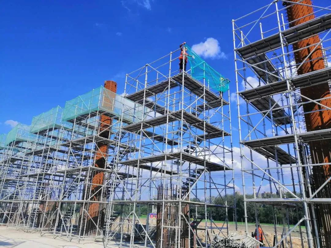 北京盤扣腳手架租賃時要注意哪些事項？(圖1)